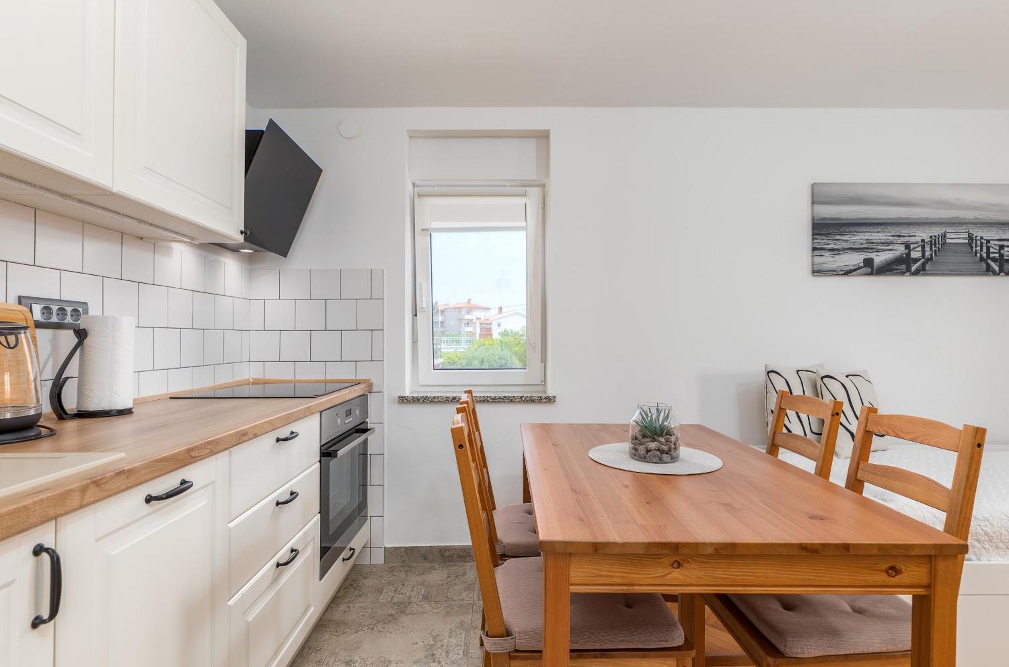 Apartment Tesic Close To The Sea With Shared 4Xbicycles Fažana Buitenkant foto
