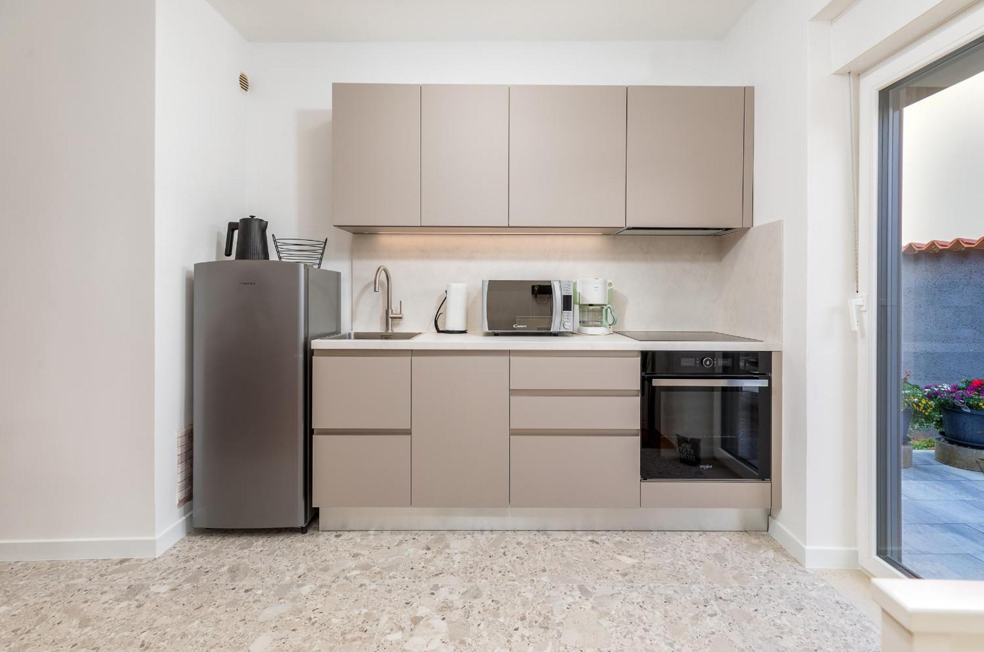 Apartment Tesic Close To The Sea With Shared 4Xbicycles Fažana Buitenkant foto