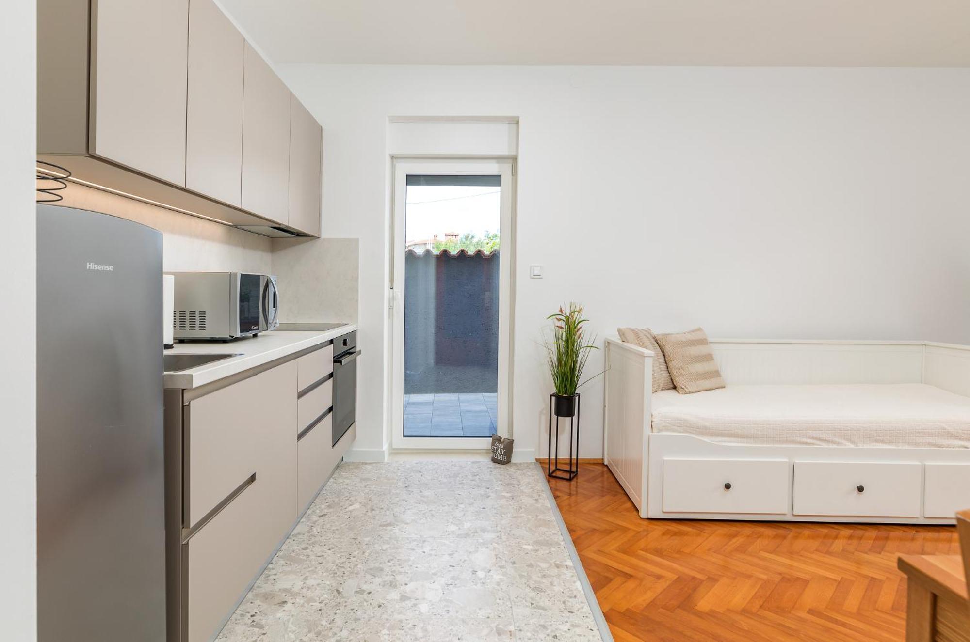 Apartment Tesic Close To The Sea With Shared 4Xbicycles Fažana Buitenkant foto
